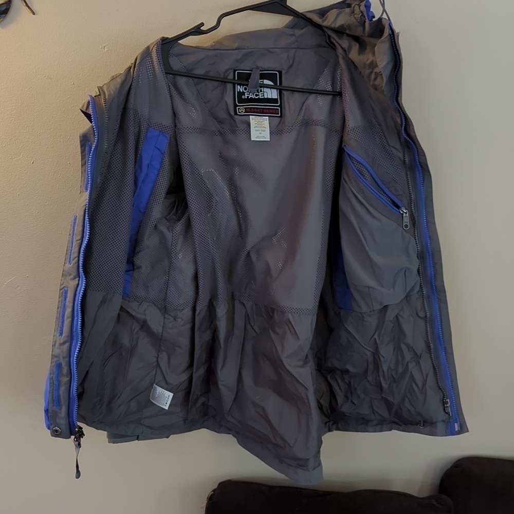 The North Face Gore-Tex Summit Series Winter Jacket, Blue and Gray, Medium women - Picture 6 of 11